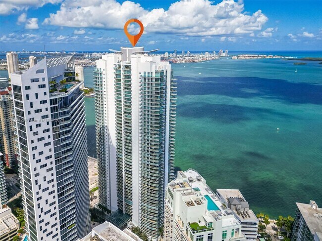 Building Photo - 1331 Brickell Bay Dr