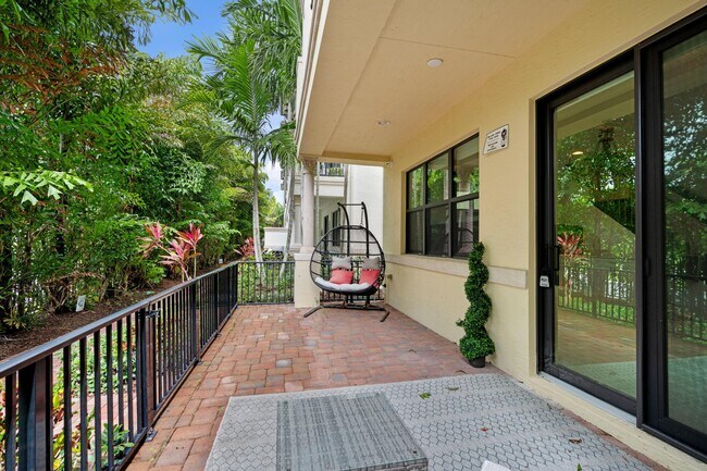 Building Photo - 614 Windward Cir S