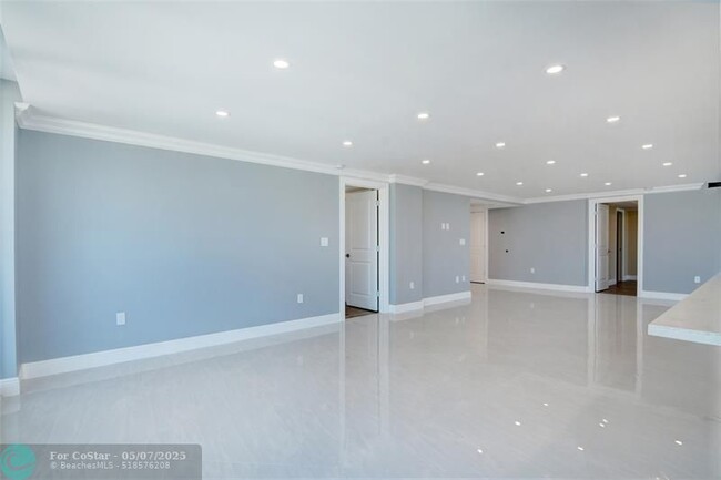Building Photo - 1360 S Ocean Blvd