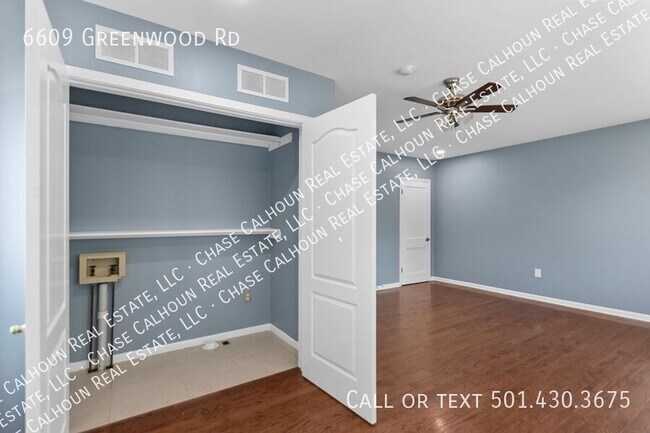 Building Photo - 6609 Greenwood Rd
