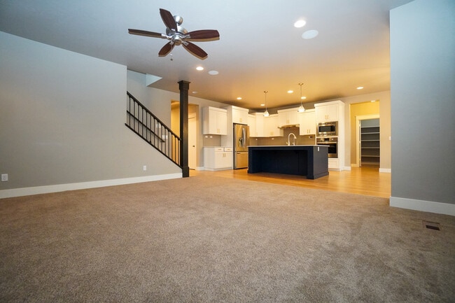 Building Photo - 2303 E Fratello St