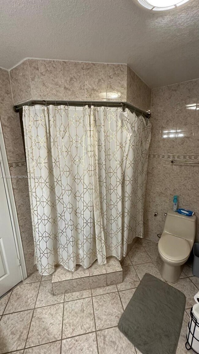 Building Photo - 15430 SW 81st Cir Ln