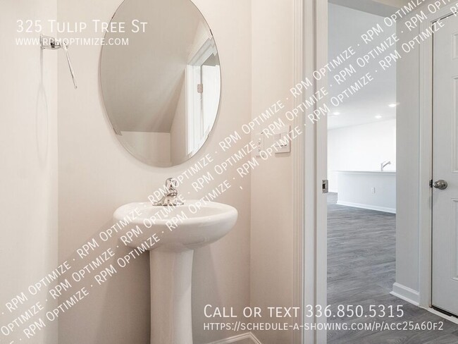 Building Photo - 325 Tulip tree St