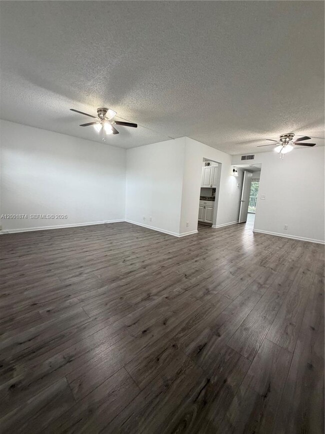 Building Photo - 800 SW 131st Ave