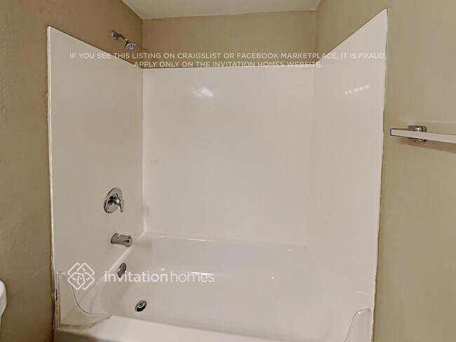 Building Photo - 14214 N 37th Pl