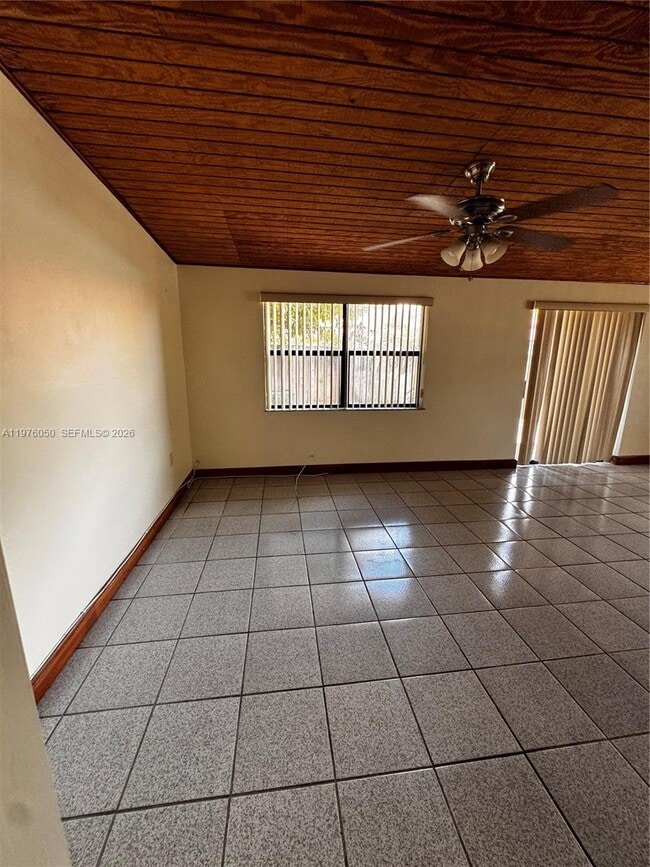 Building Photo - 1314 SW 124th Pl