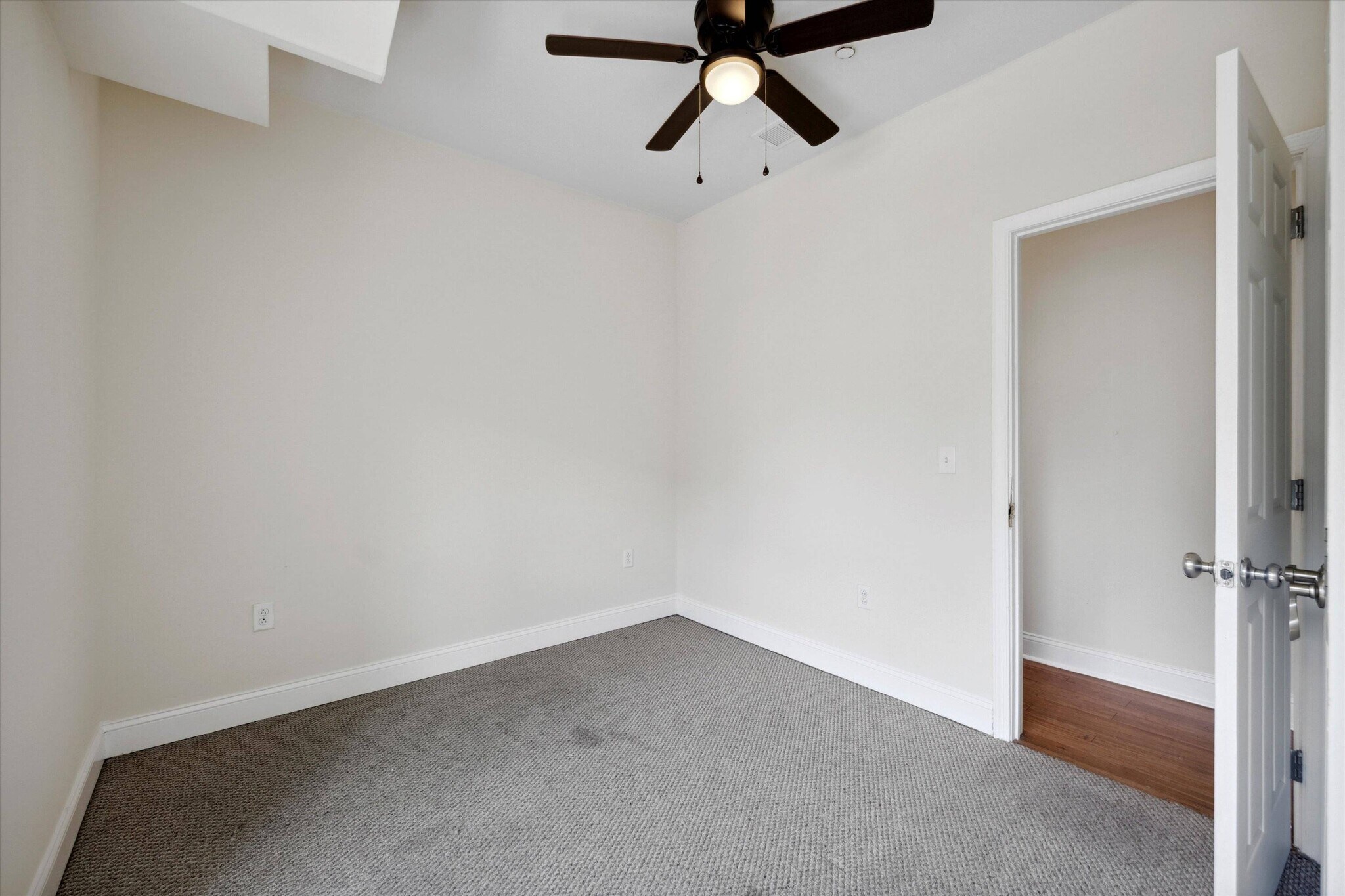 Building Photo - 2001 N Cleveland St