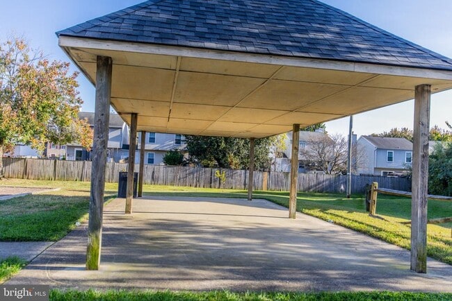 Building Photo - 614 Tuckahoe Creek Ct