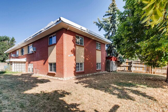 Building Photo - 2517 Kingston St