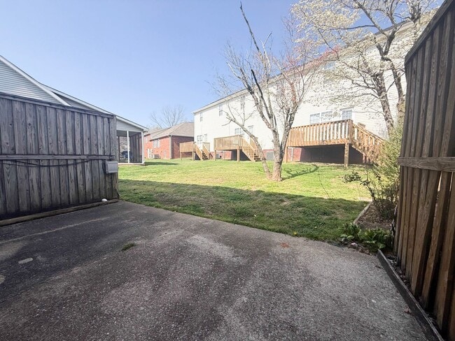 Building Photo - 42 Eastgate Cir