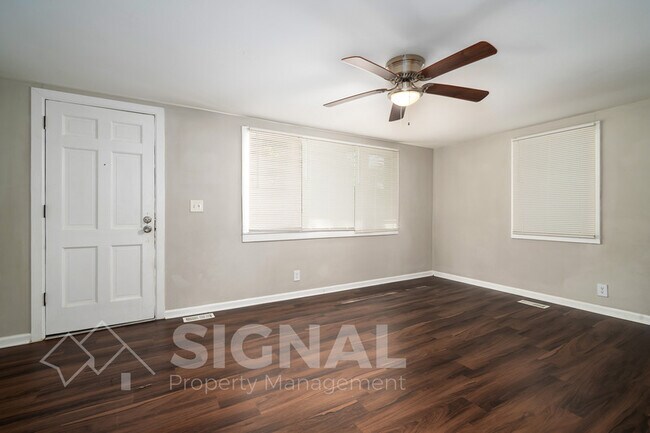 Building Photo - 72 Swindle Dr
