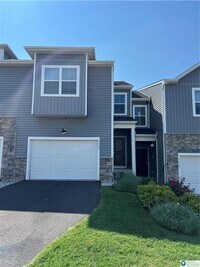 Building Photo - THREE BEDROOM/2.5 BATH TOWNHOME in Southern Lehigh School District