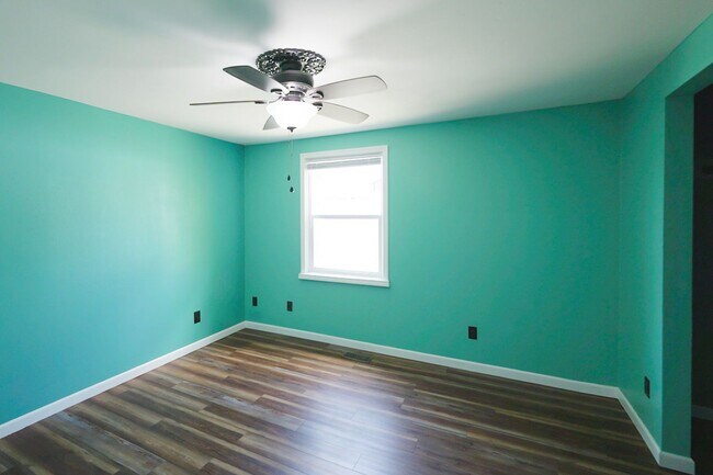 Building Photo - Lidgerwood Area 4 Bedroom 2 Bathroom Home!