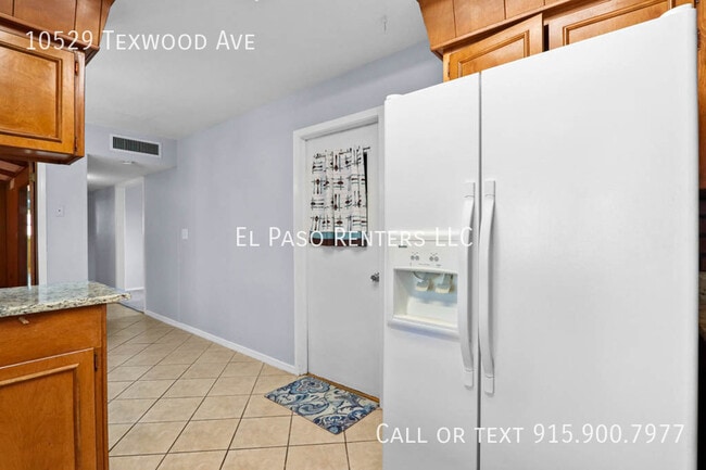 Building Photo - 10529 Texwood Ave