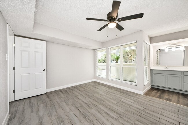 Building Photo - 781 Country Pl Dr