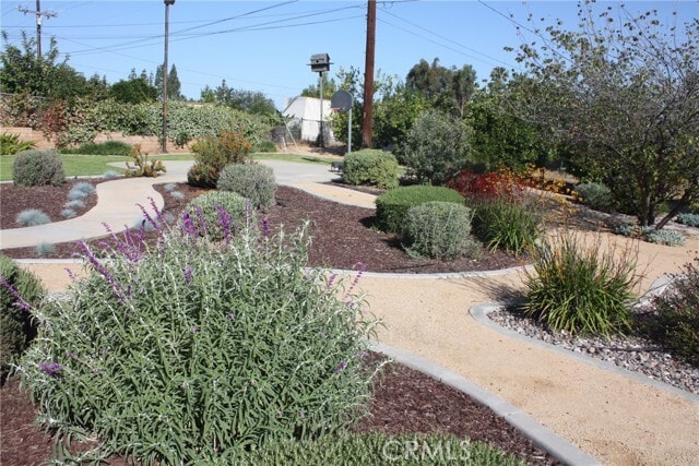 Building Photo - 16540 Wagon Wheel Dr