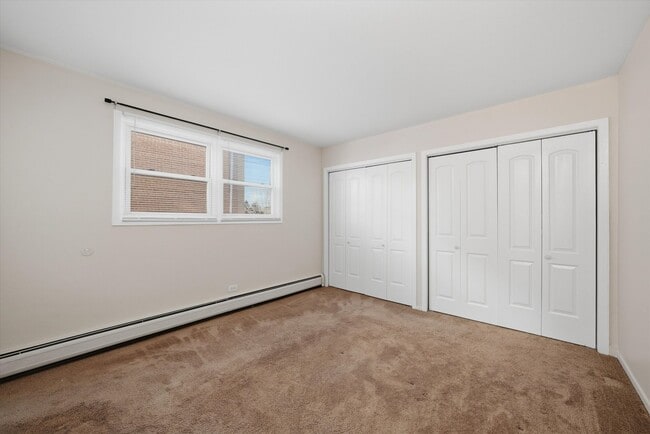 Building Photo - 6135 W 79th St