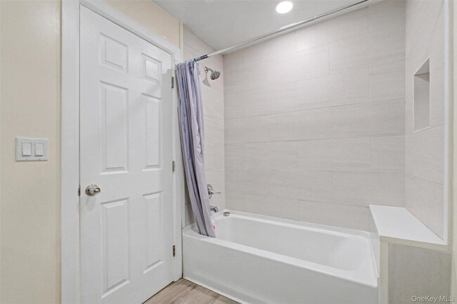 Building Photo - 61 Carson Ave