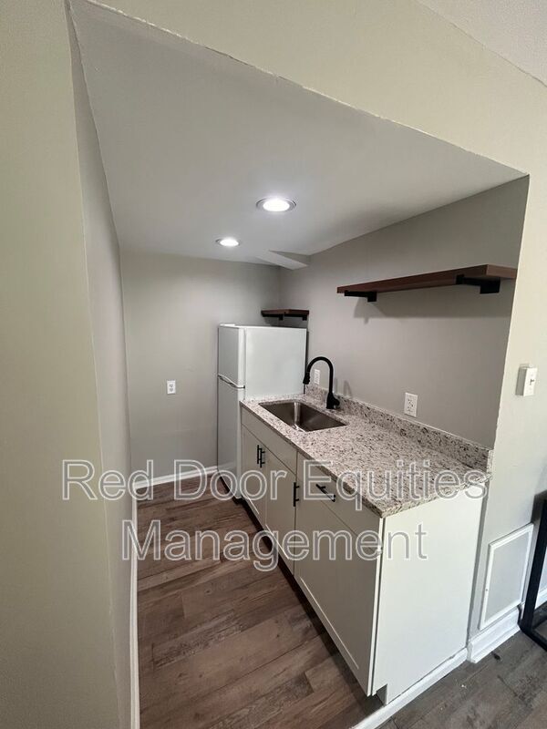 Primary Photo - 123 N Broad St