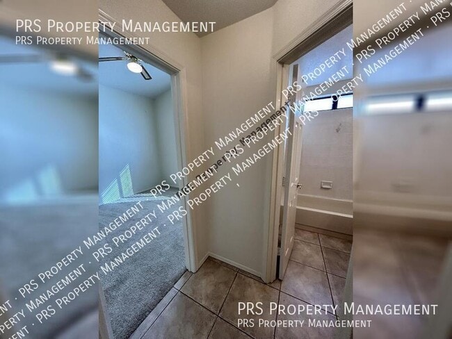 Building Photo - 3809 E Desert Flower Ln