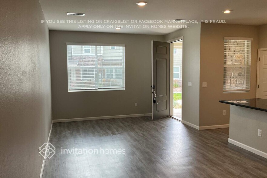 Building Photo - 1884 S Elk Way