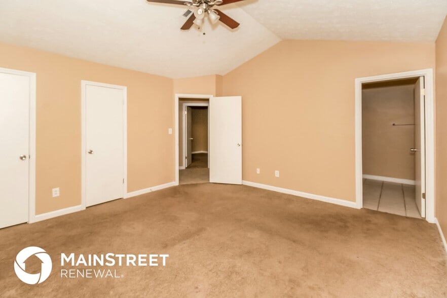 Building Photo - 271 Canterbury Dr