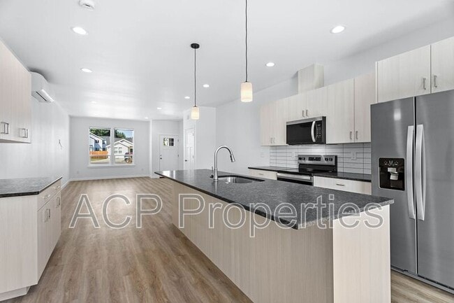 Building Photo - 1318 Bradley Ct