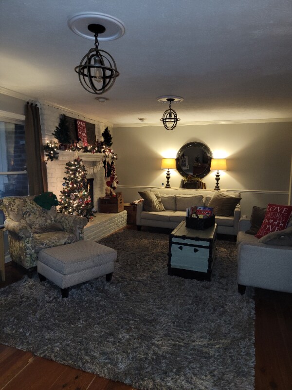 Building Photo - 712 E Fox Den Dr
