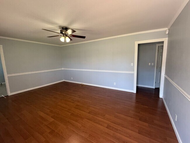 Building Photo - Charming 3 Bedroom, 2 Bath Home with Large Attached Shop in South Dalton