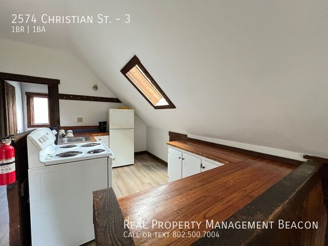 Building Photo - 2574 Christian St