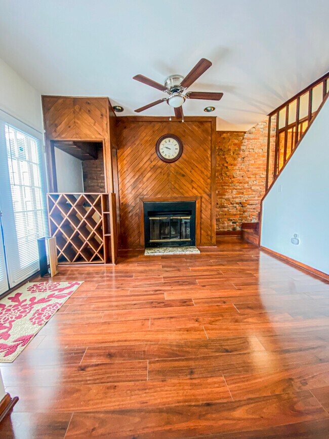 Fireplace and Wet Bar - 505 N Rodney St