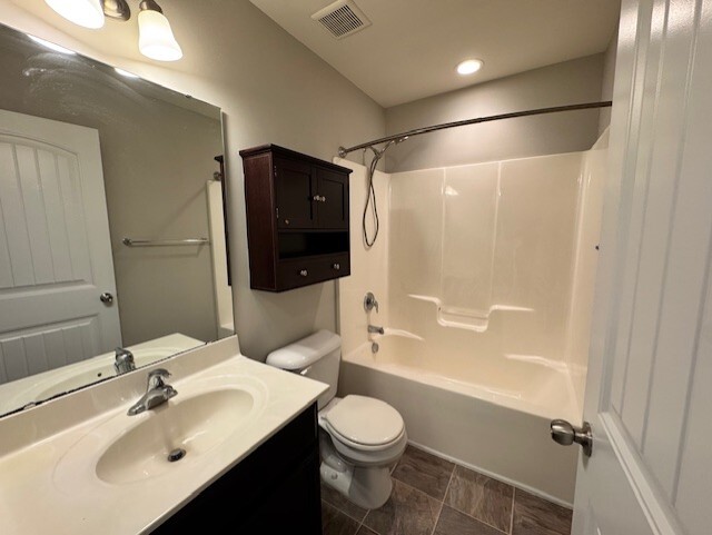 Building Photo - 711 Keystone Park Dr