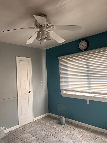 Building Photo - 11621 Havel Ave