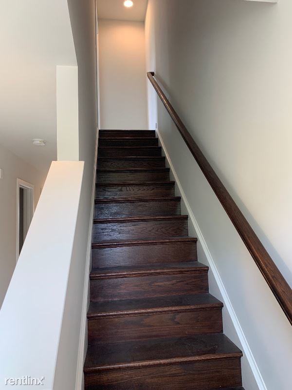 Building Photo - 3 br, 2 bath Townhome - 2363 Wyeth St