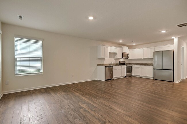 Building Photo - 416 Arrowhead Dr