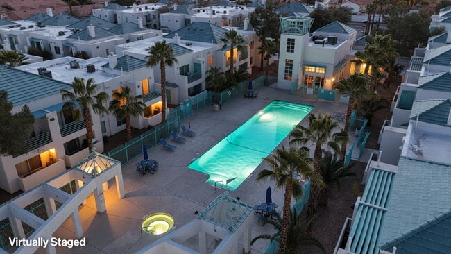 Building Photo - 7100 W Pirates Cove Rd