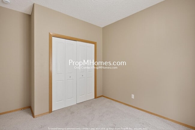 Building Photo - Spacious Three Bedroom Home in Clackamas!