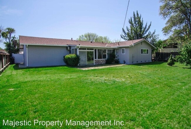 Building Photo - 3 br, 2 bath House - 2123 Paloma Ave