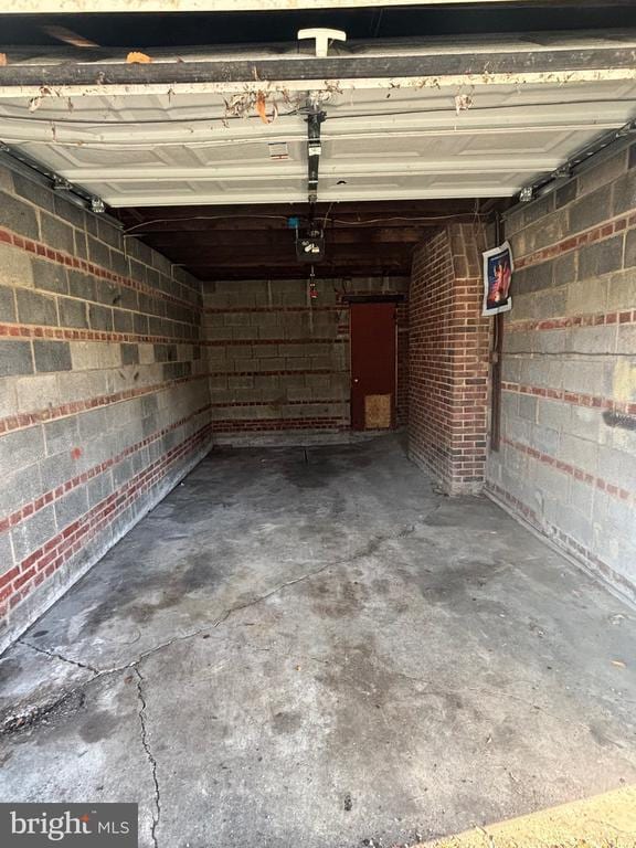 Building Photo - 7804 Temple St