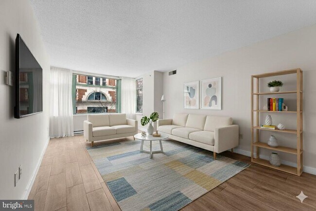 Building Photo - 1150 K St NW