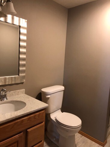 Building Photo - 2810 Windhurst Dr