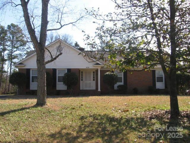 Primary Photo - 9124 Sandburg Ave