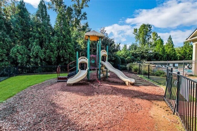 Building Photo - 268 Stone Park Dr