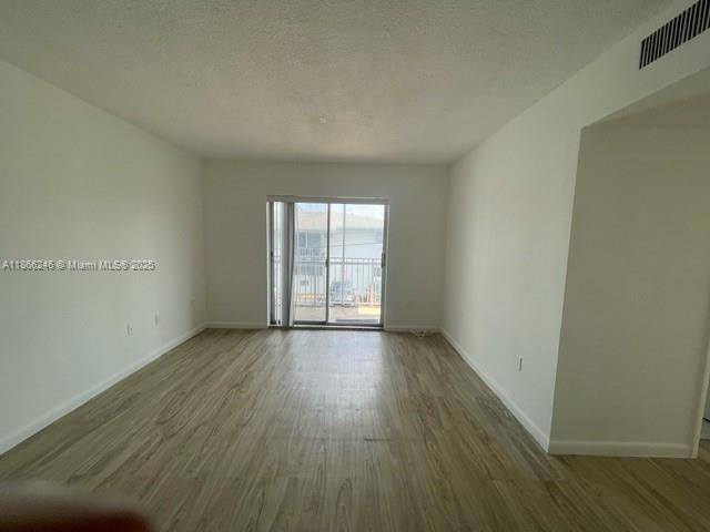 Building Photo - 1735 NE 164th St