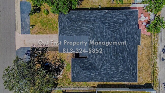 Building Photo - Home & Bonus Space Near Gulf Beaches — Ready for Move-In