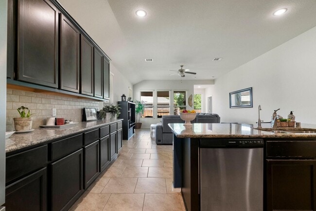 Building Photo - 14011 Wolftrap Ln