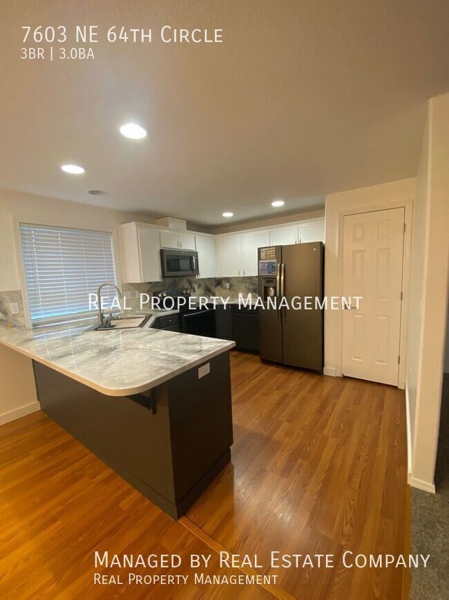 Building Photo - 7603 NE 64th Cir