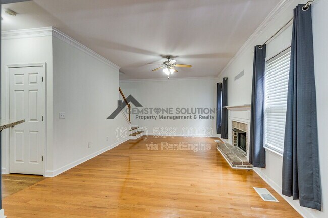 Building Photo - 1024 Belcor Dr