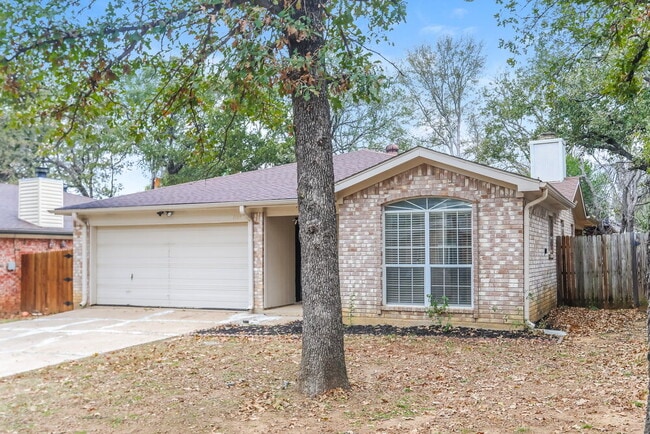 Building Photo - 1114 Hidden Creek Dr