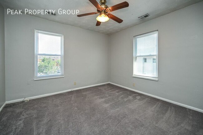 Building Photo - 2610 Woodburn Ave